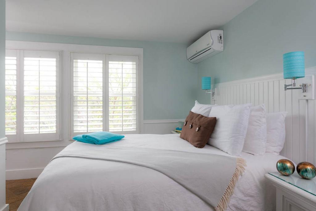 Vineyard Square Hotel And Suites Edgartown Szoba fotó