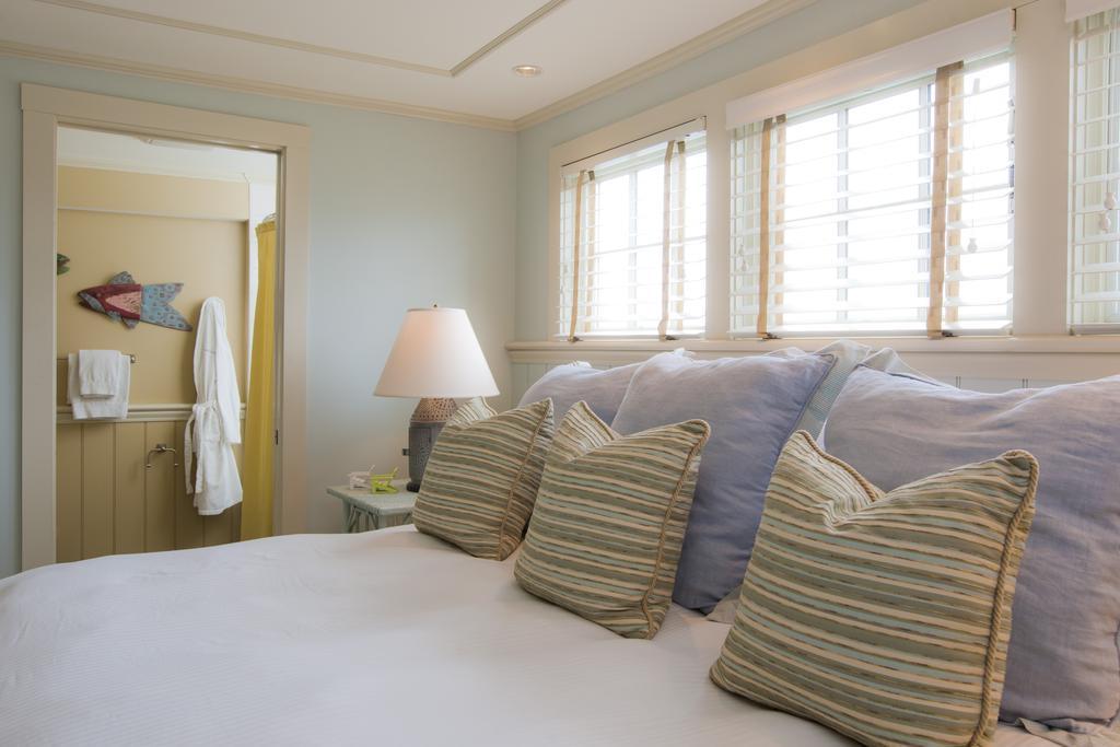 Vineyard Square Hotel And Suites Edgartown Szoba fotó