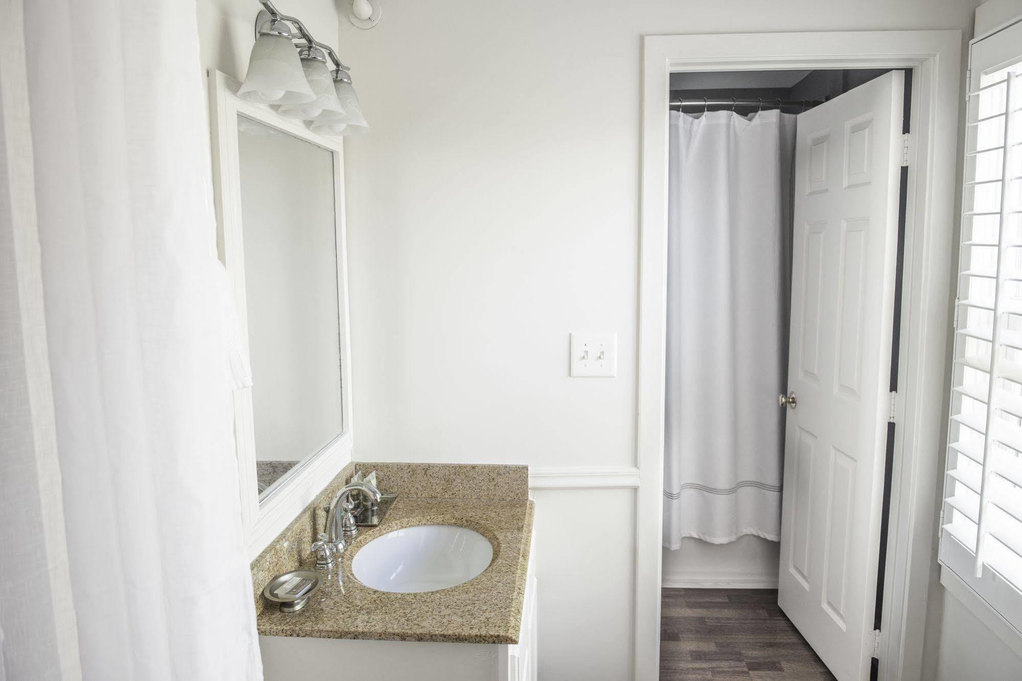 Vineyard Square Hotel And Suites Edgartown Kültér fotó